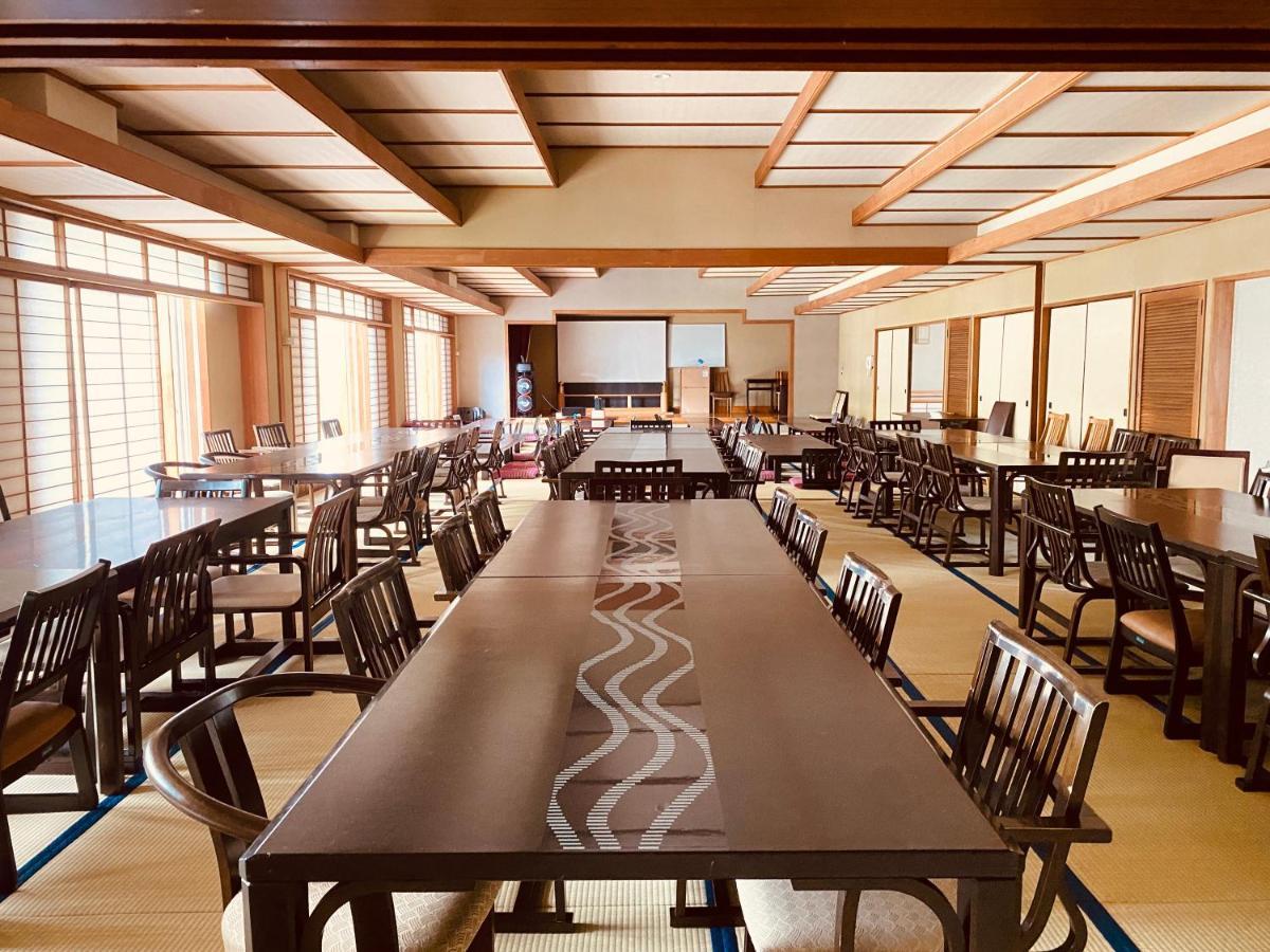 富士祥栄会館 Hotel Oyama  Bagian luar foto