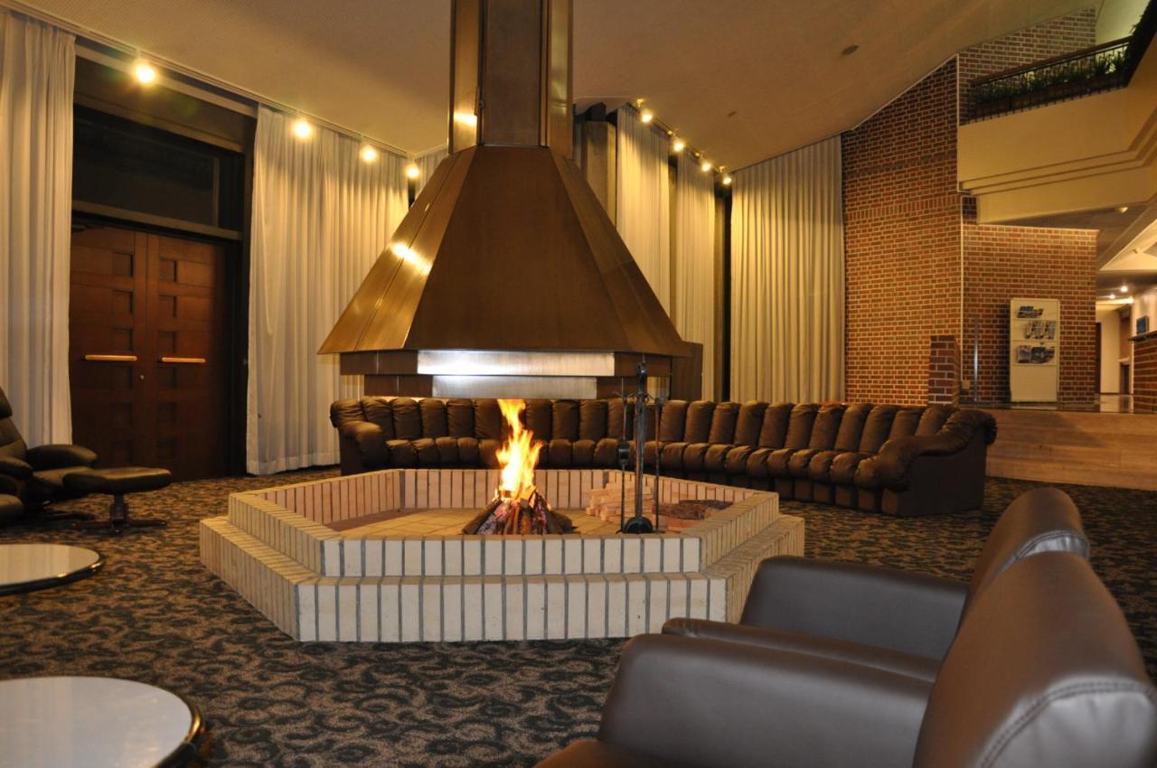 富士祥栄会館 Hotel Oyama  Bagian luar foto