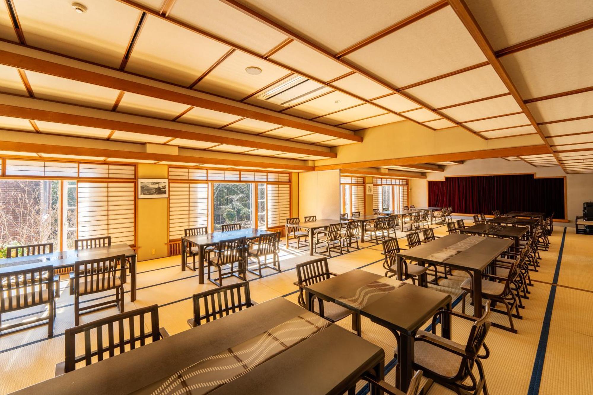 富士祥栄会館 Hotel Oyama  Bagian luar foto