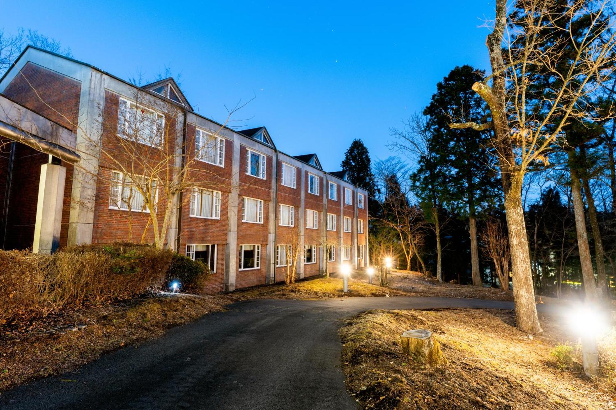 富士祥栄会館 Hotel Oyama  Bagian luar foto
